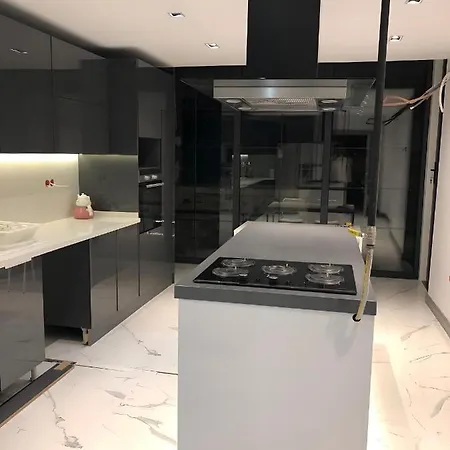 6br Royal Modern Private Pool فيلة